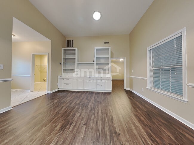 Building Photo - 7832 Lumberton Road