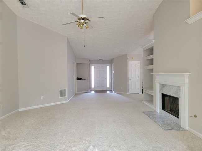 Foto del edificio - 784 Steffi Ct NW