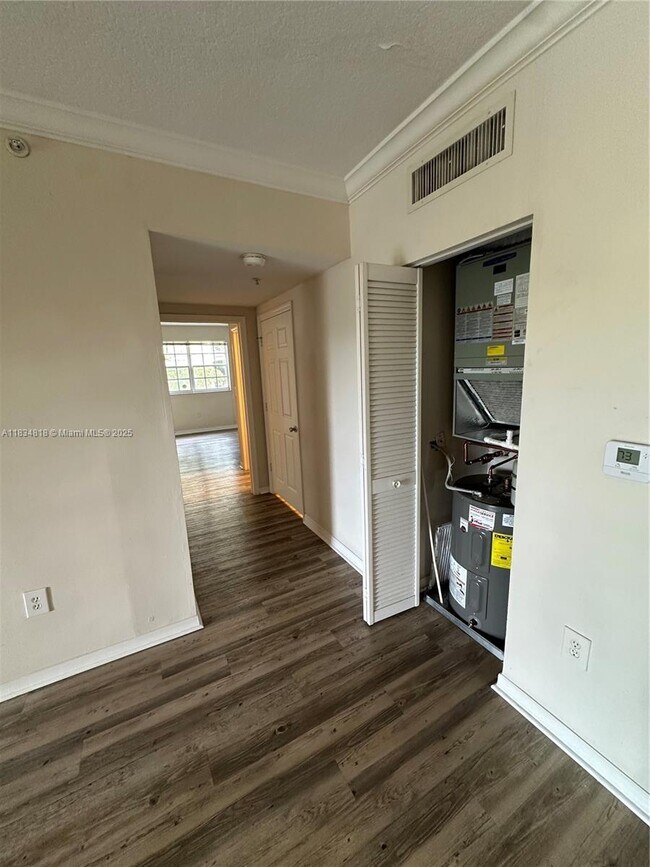 Foto del edificio - 11730 SW 2nd St