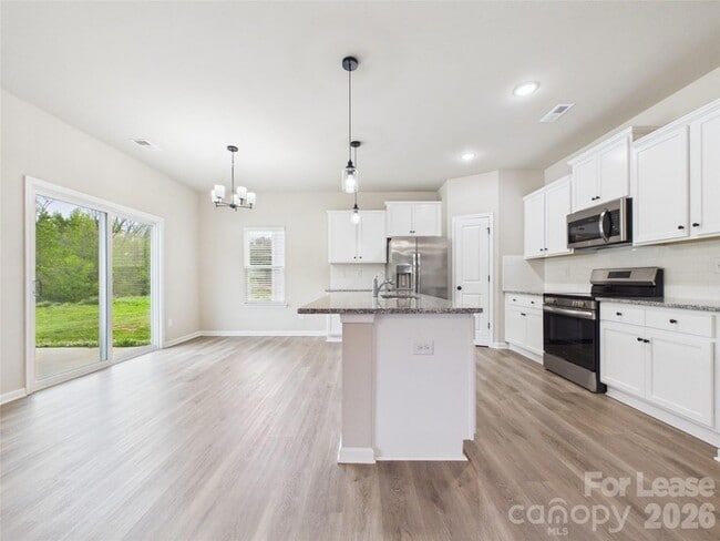 Foto del edificio - 9058 Stoney Waters Ct