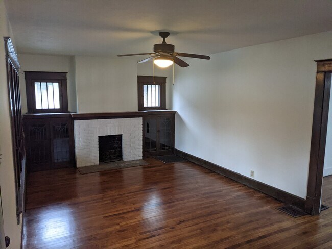Building Photo - 4303 Guilford Ave