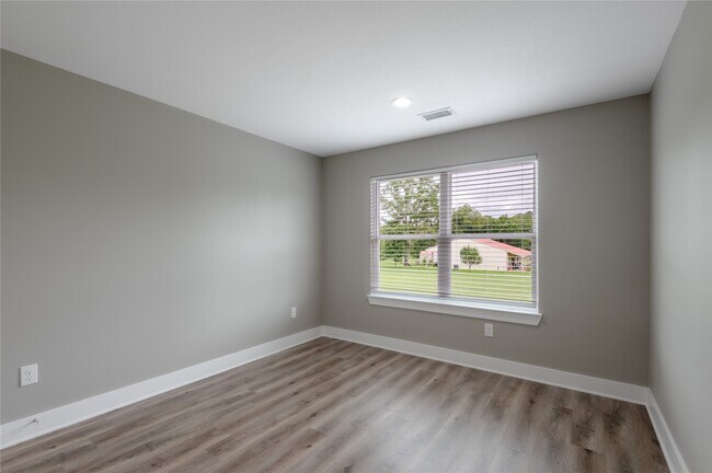 Foto del edificio - 250 Shady Oaks