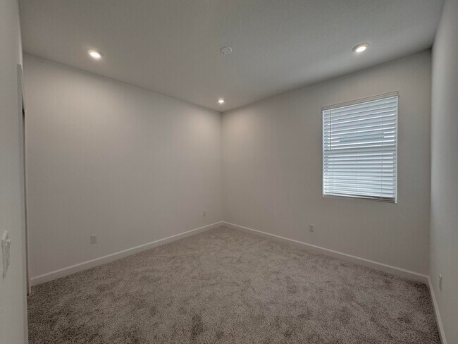 Foto del edificio - 14285 Murney Wy