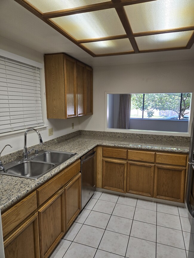 Foto del edificio - 16989 Sorrel Way