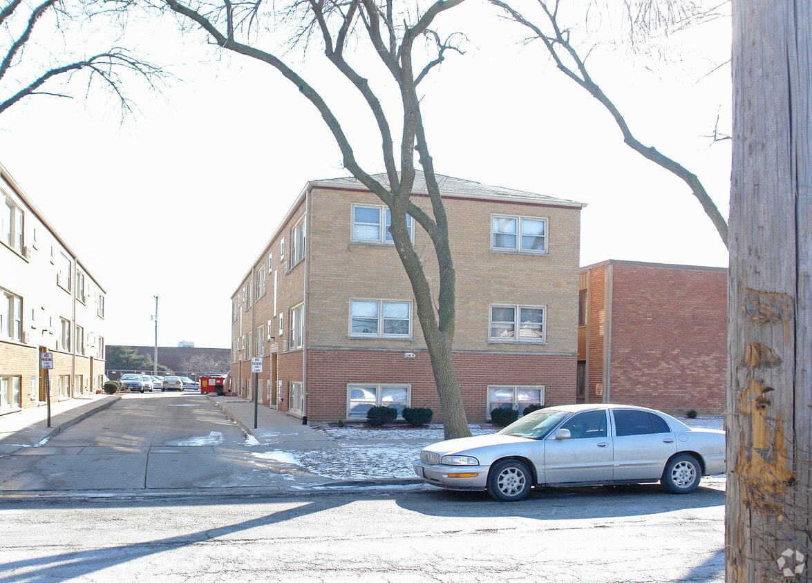 Foto principal - 10215-10217 Chestnut Ave