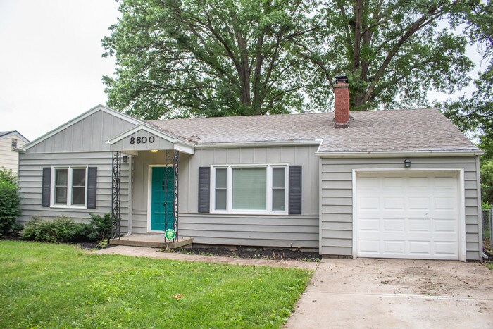Primary Photo - 3 bed 1 Bath Waldo Home