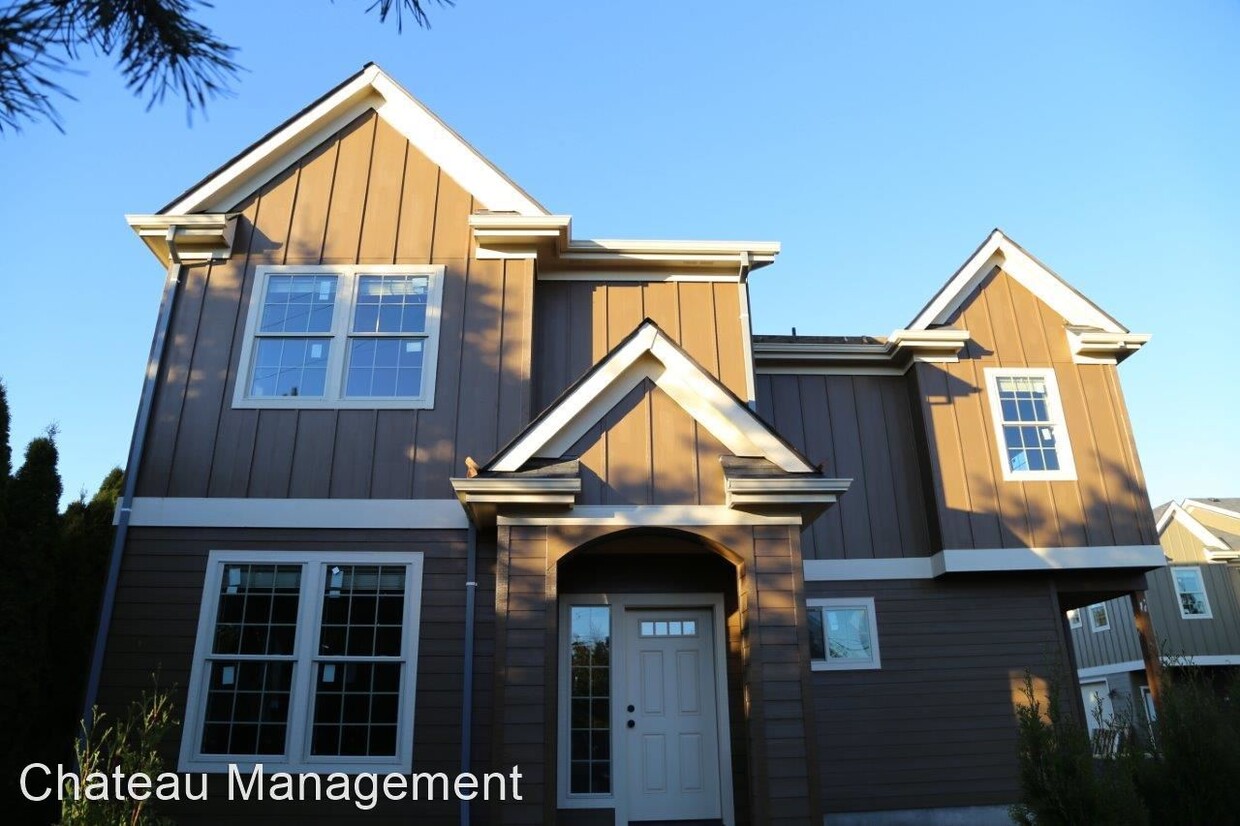 Primary Photo - 5 br, 6 bath House - 3804 SW West Hills Rd.