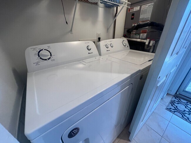 Foto del edificio - Lakeview Condo for Rent - The Ledges, Osage Beach!