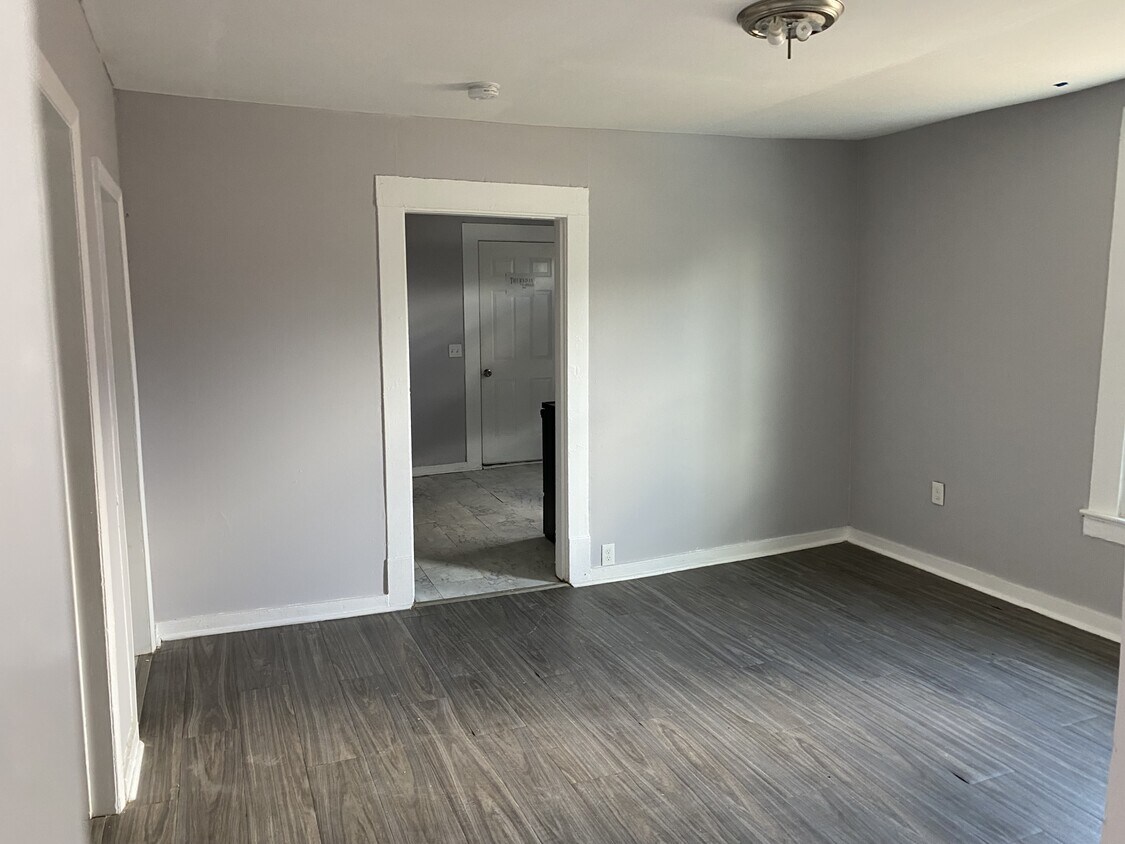 Foto principal - 3805 Alton Park Blvd