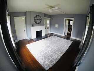 Living Room - 315 S Franklin St