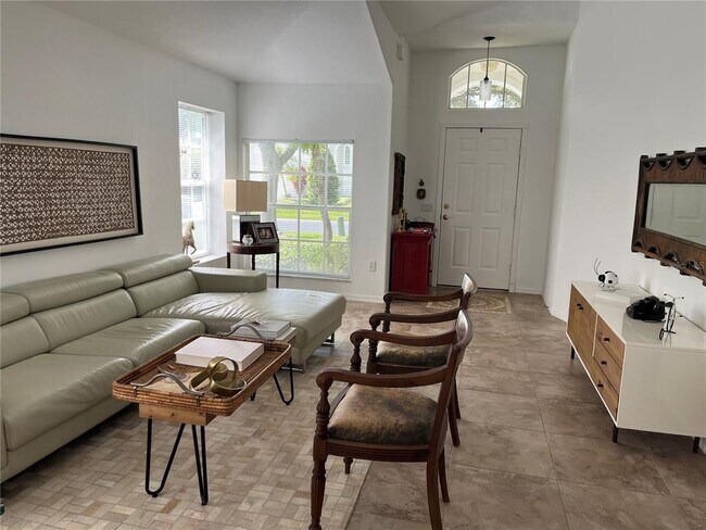 Foto del edificio - 5136 Sterling Manor Dr