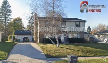 Building Photo - 257 S Regis Rd