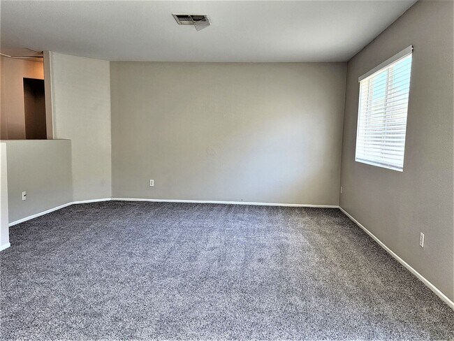 Building Photo - Beautiful Single Story Home, McVicker Cany...