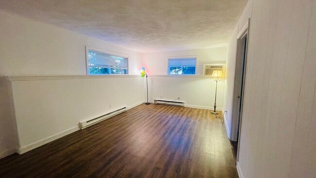 Foto del edificio - 11 Wampus Ave