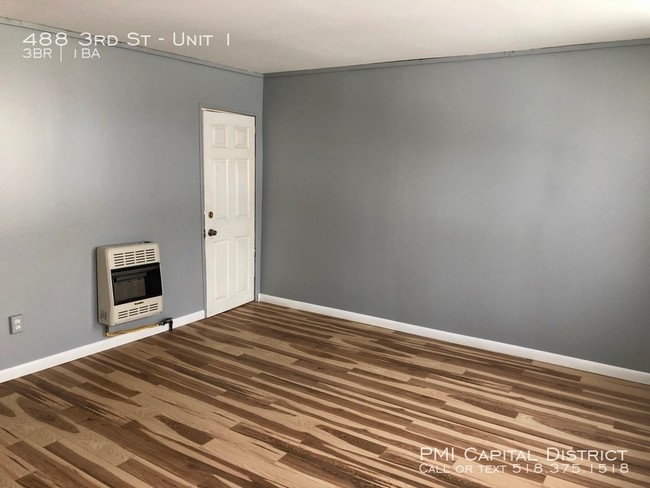 Foto del edificio - 488 3rd St