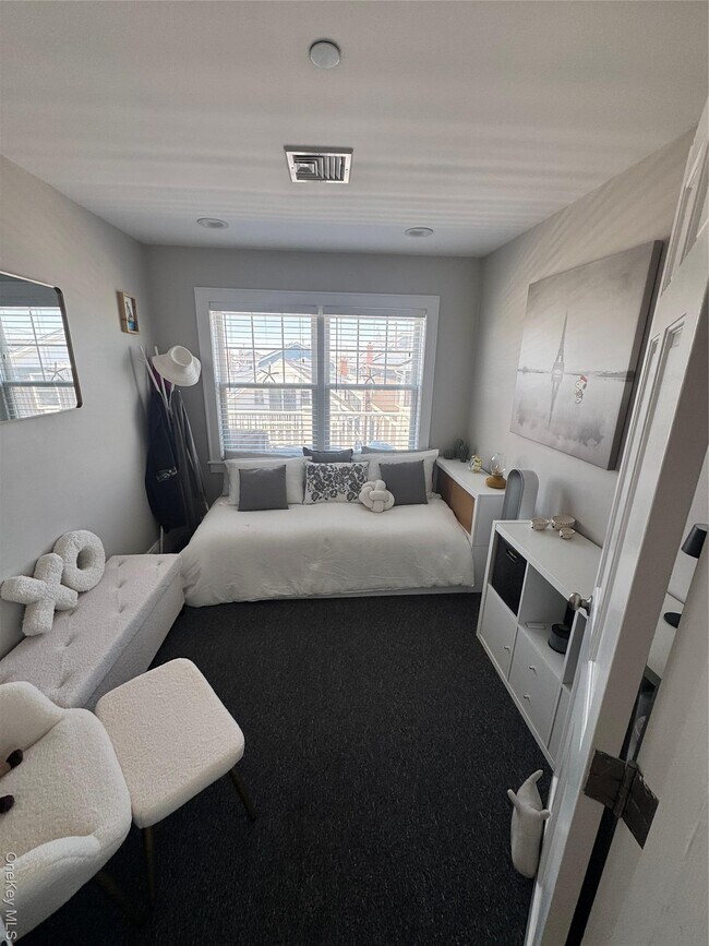 Foto del edificio - 102 Florida St