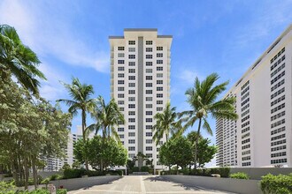 Building Photo - 3550 Galt Ocean Dr