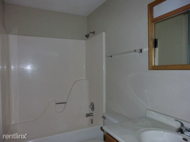 Building Photo - 2 br, 1 bath  - 502 Pepperhill Ct