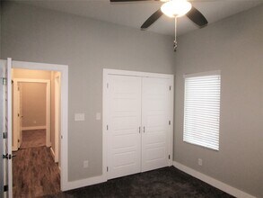 Building Photo - 3249 Dixie Dr