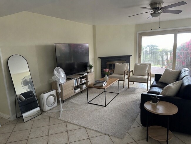 Living Room - 2201 Saint Louis Ave