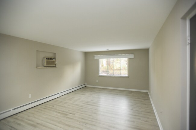 Foto del edificio - 3534 Zumstein Ave