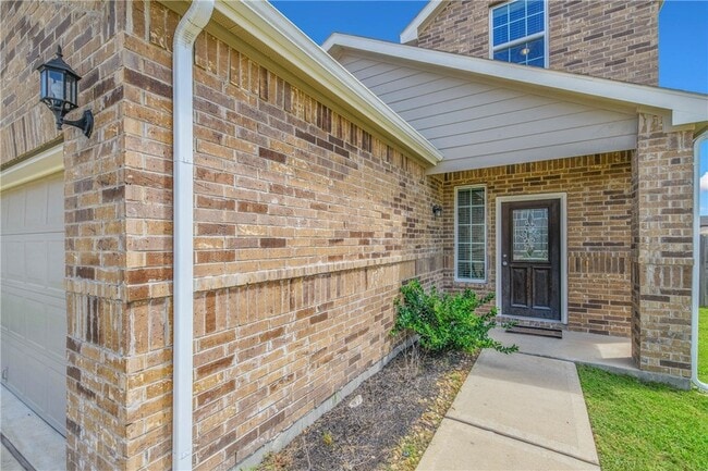 Building Photo - 4717 Nopalitos Way