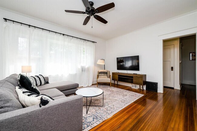 Foto del edificio - Charming 2 Bedroom