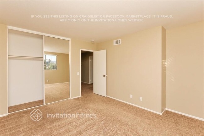 Building Photo - 2175 E Colunga St