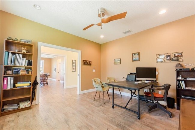 Interior Photo - 180 Wood St