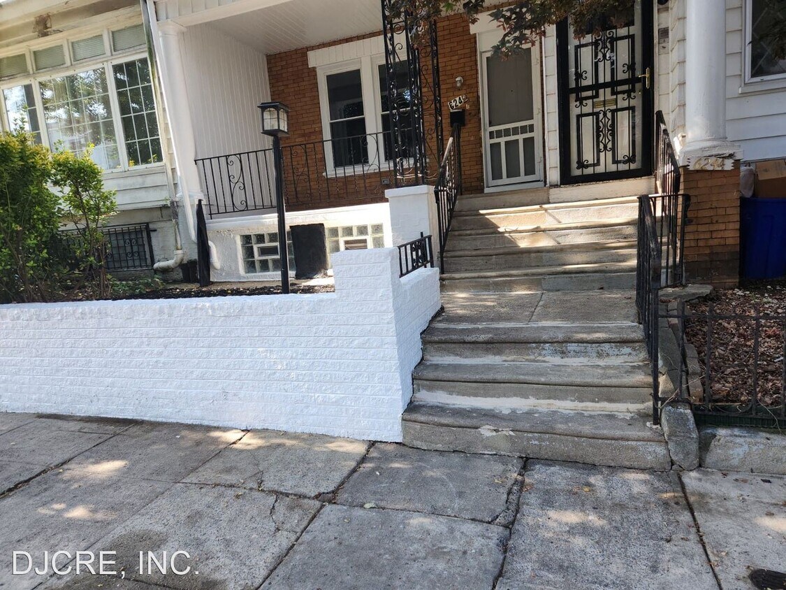 Primary Photo - 3 br, 1 bath House - 6242 Delancey St