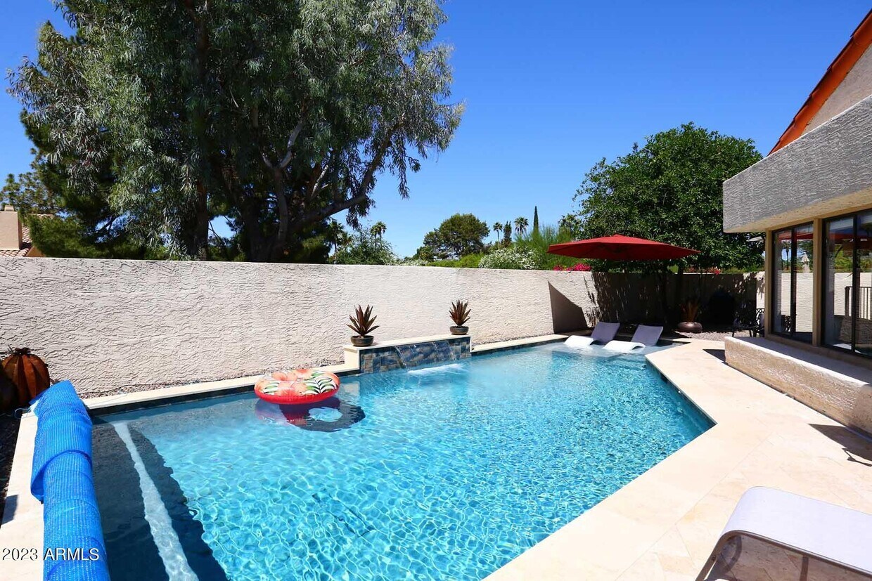 Foto principal - 9280 N 100th Pl