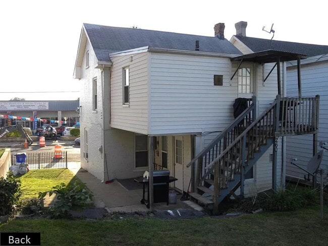 Building Photo - 260 Frederick St