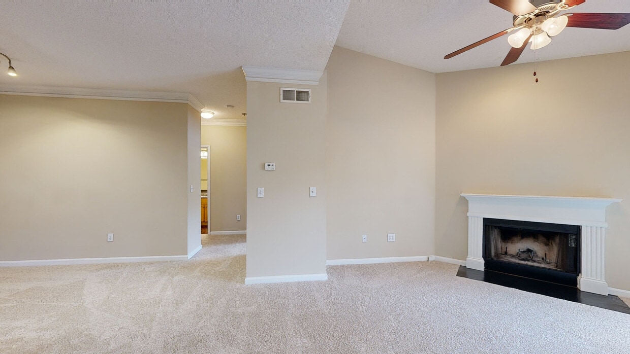 Photo - Highland Square Apartments