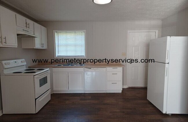 Foto del edificio - Come See this Amazing Apartment Today!