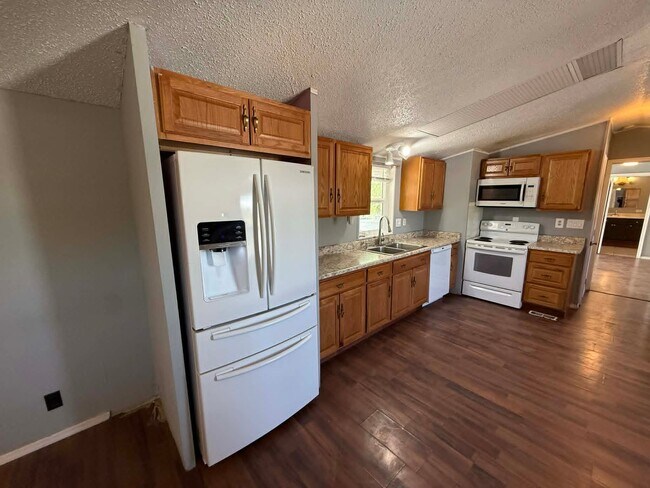 Foto del edificio - 2640 S Cottonwood Ln
