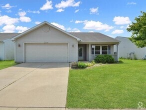 Building Photo - 2398 Maxwell Dr