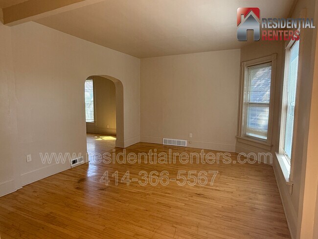 Foto del edificio - 2454 N Booth St