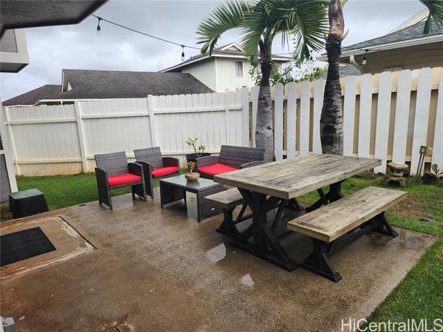 Building Photo - 91-1004-1004 Muiona St