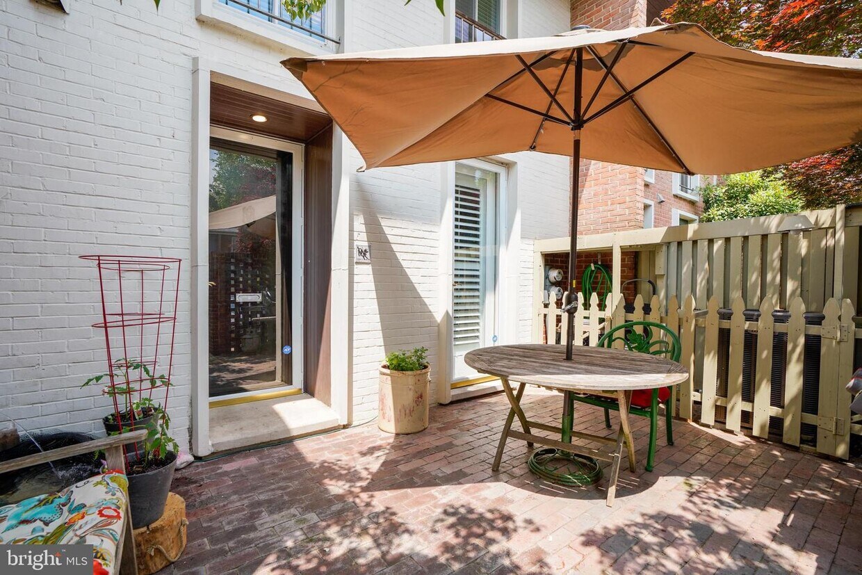 50 Bouton Green Ct, Baltimore, MD 21210 Townhome Rentals in Baltimore