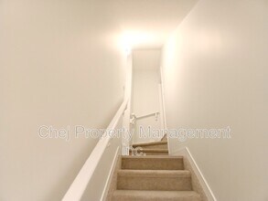 Building Photo - 3479 Kulay Green SW