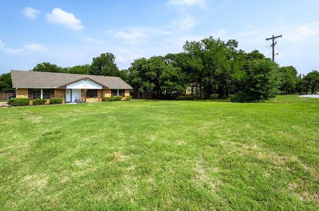 Foto del edificio - 3 Bed 2 Bath Home - Southlake Carroll ISD