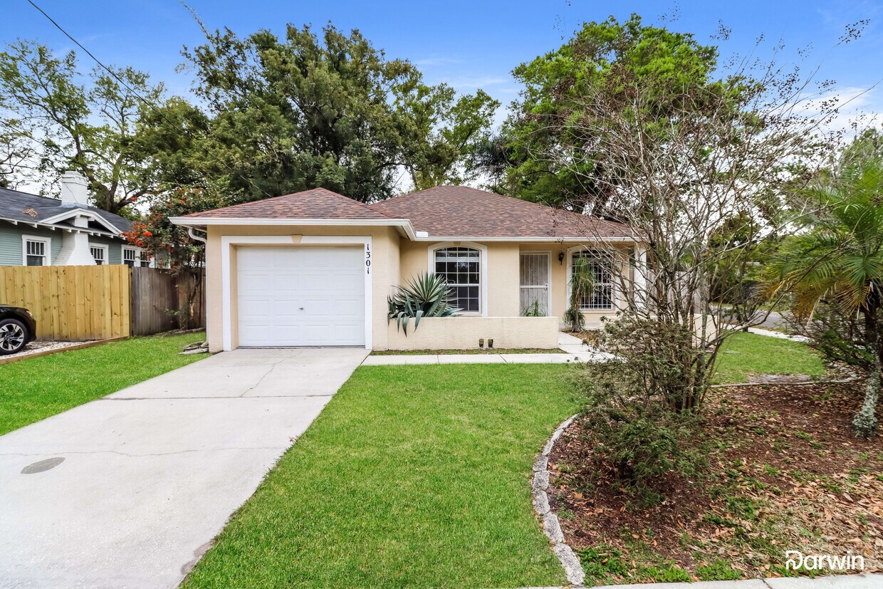 Primary Photo - 1301 E Curtis St, Tampa, FL 33603