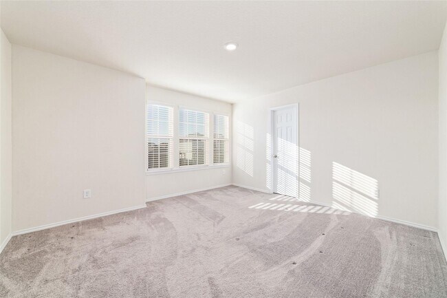 Foto del edificio - 5810 Dry Brush Pl