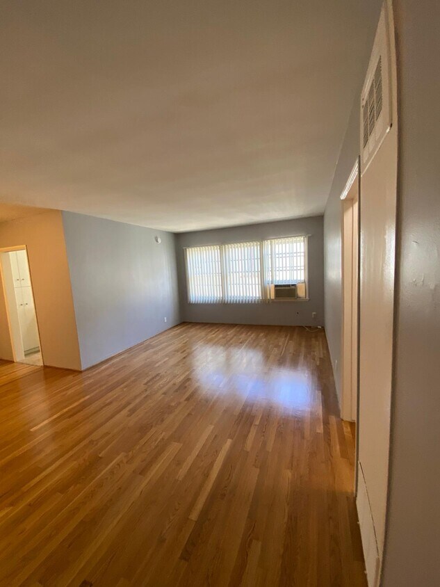 227 Apartments for Rent in Koreatown, CA Westside Rentals