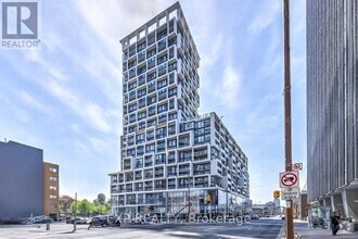 Building Photo - 5-3115 Soudan Ave