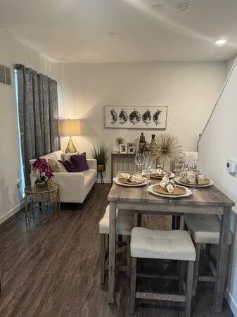 Foto principal - 805 71st Ave