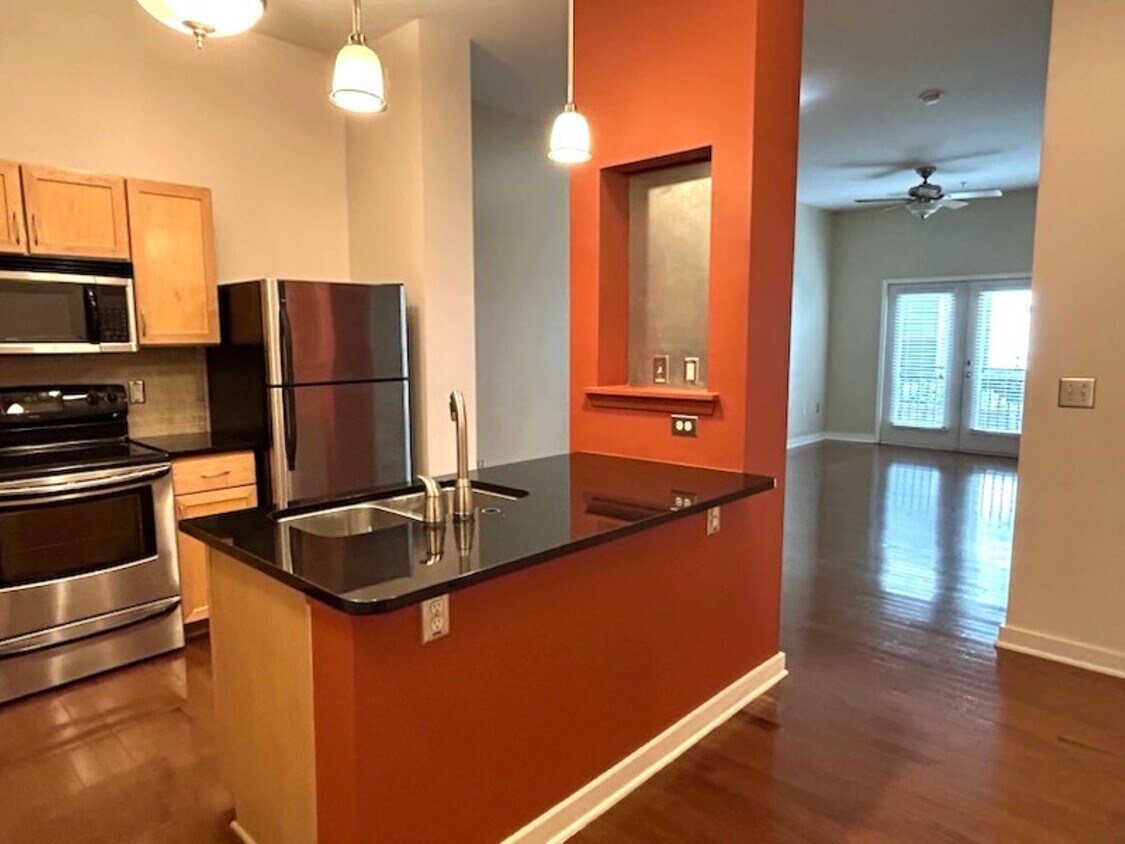 Primary Photo - 2020 5th Ave S