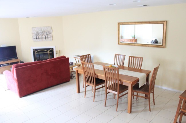 Foto del edificio - 14 Beaver Lake Ct