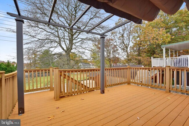 Building Photo - 8620 Castlemill Cir