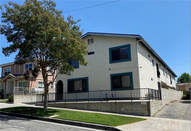 Foto del edificio - 832 Padilla St